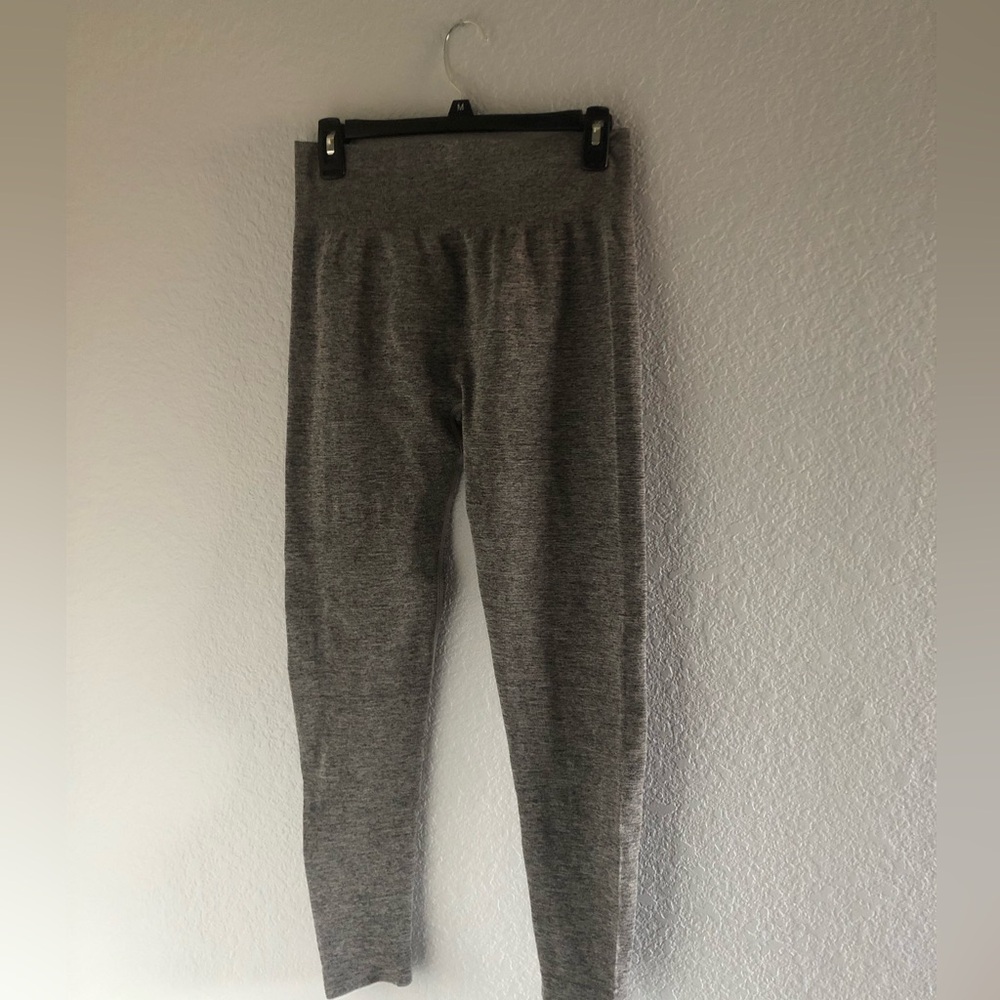 Heather grey Walkpop leggings, size M.